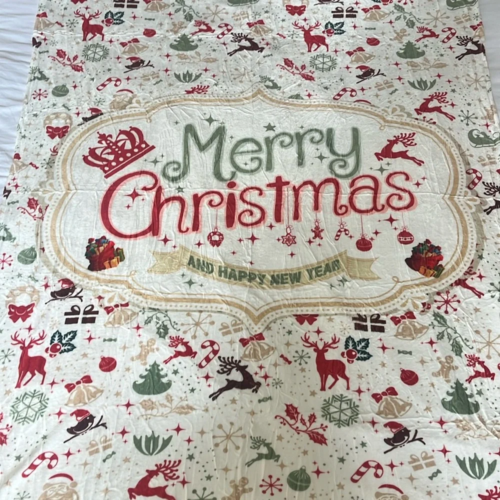 Festive Christmas Blanket - Red and Green NWT